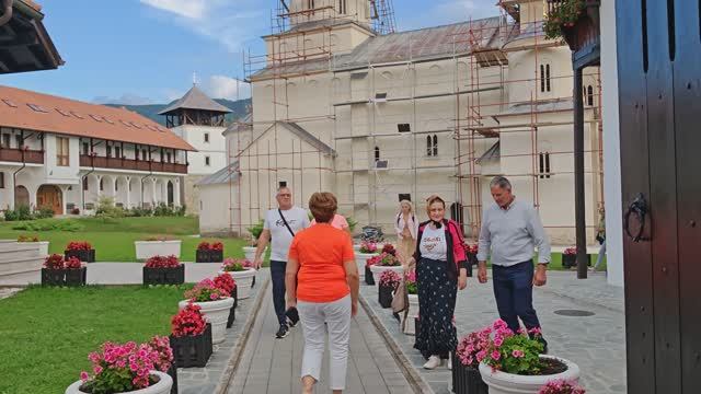 ☦️ 🇷🇸 манастир Милешева (4K 50fps) смотреть онлайн