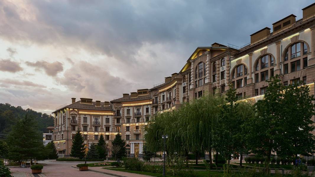 ЭКСКЛЮЗИВ! АПАРТАМЕНТЫ В САМОМ ЦЕНТРЕ КРАСНОЙ ПОЛЯНЫ!!! Поляна Руж 540 (Polyana Rouge 540) смотреть онлайн