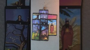 Таро для Мужчин ☀️ Кто хочет увидеться с Вами ☀️