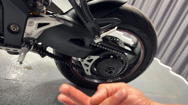 Triumf speed triple 1050R смотреть онлайн