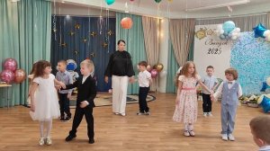 Вальс Выпускников: Теплый момент нашего праздника! 💆♀️🌅