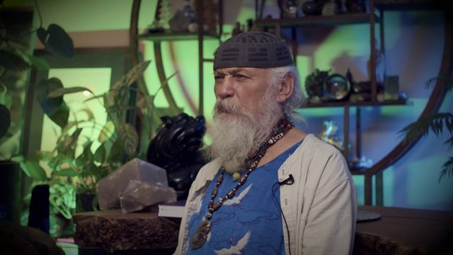 С какого возраста вы стали петь и играть на гитаре? смотреть онлайн