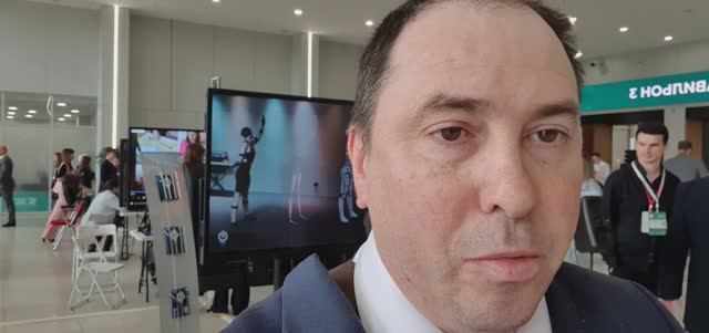 Международный форум Kazan Digital Week. Kazan Digital Week российская технология Руслан Михайлов смотреть онлайн