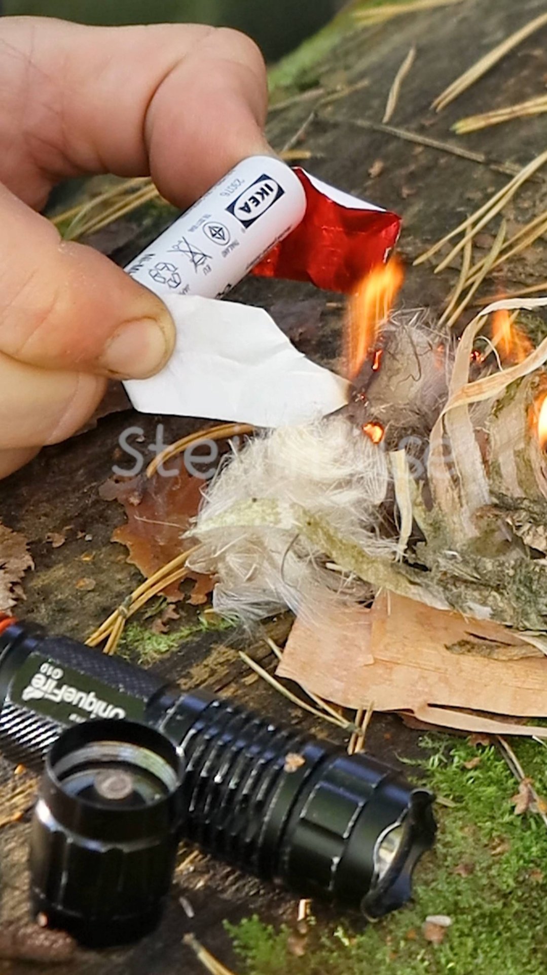 Отличные лайфхаки для выживания в дикой природе - Как зажечь огонь без спичек с помощью батарейки смотреть онлайн