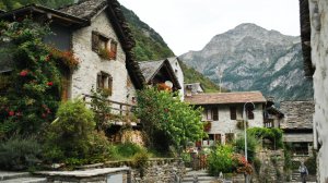 Швейцария. Жизнь в каменных деревнях- Самые красивые швейцарские деревни .