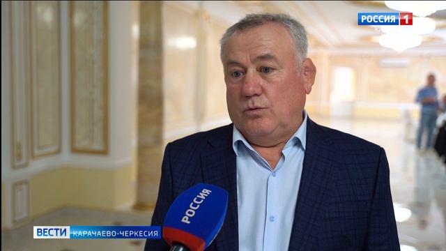 Заслуженный тренер России по вольной борьбе Алексей Смирнов отметил свой шестидесятилетний юбилей смотреть онлайн