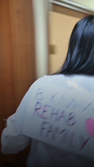 Мы не просто нанимаем врачей — мы формируем команду, которой сами бы доверили здоровье своих близких смотреть онлайн