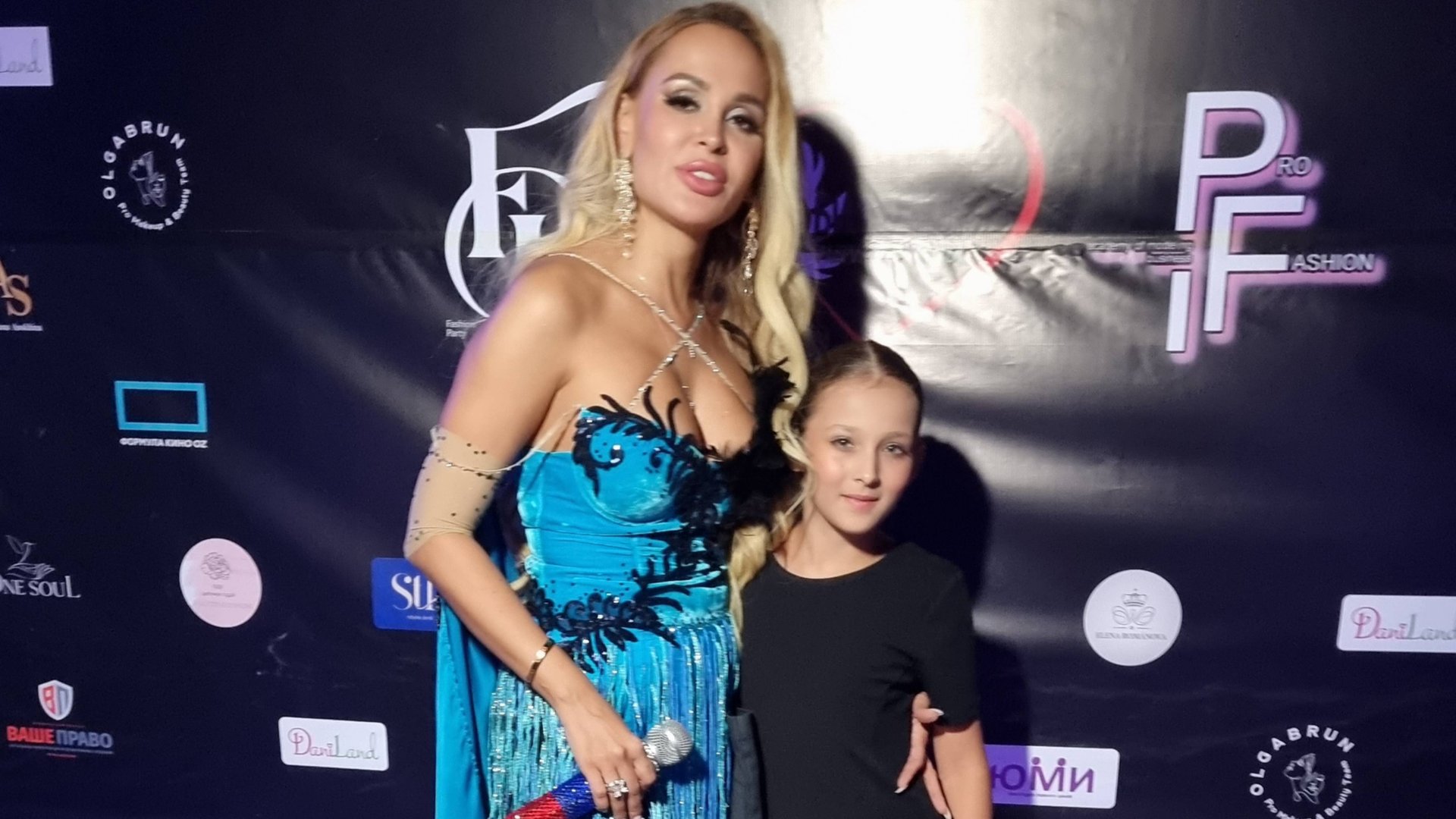 Fashion Party Krasnodar2025: репетиция, концерт, модные показы, лазерное шоу, фаер шоу! Ника в деле смотреть онлайн