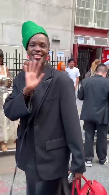 Streetstyle в Нью-Йорке сентябрь 2025 | Fashion Week SS26 смотреть онлайн