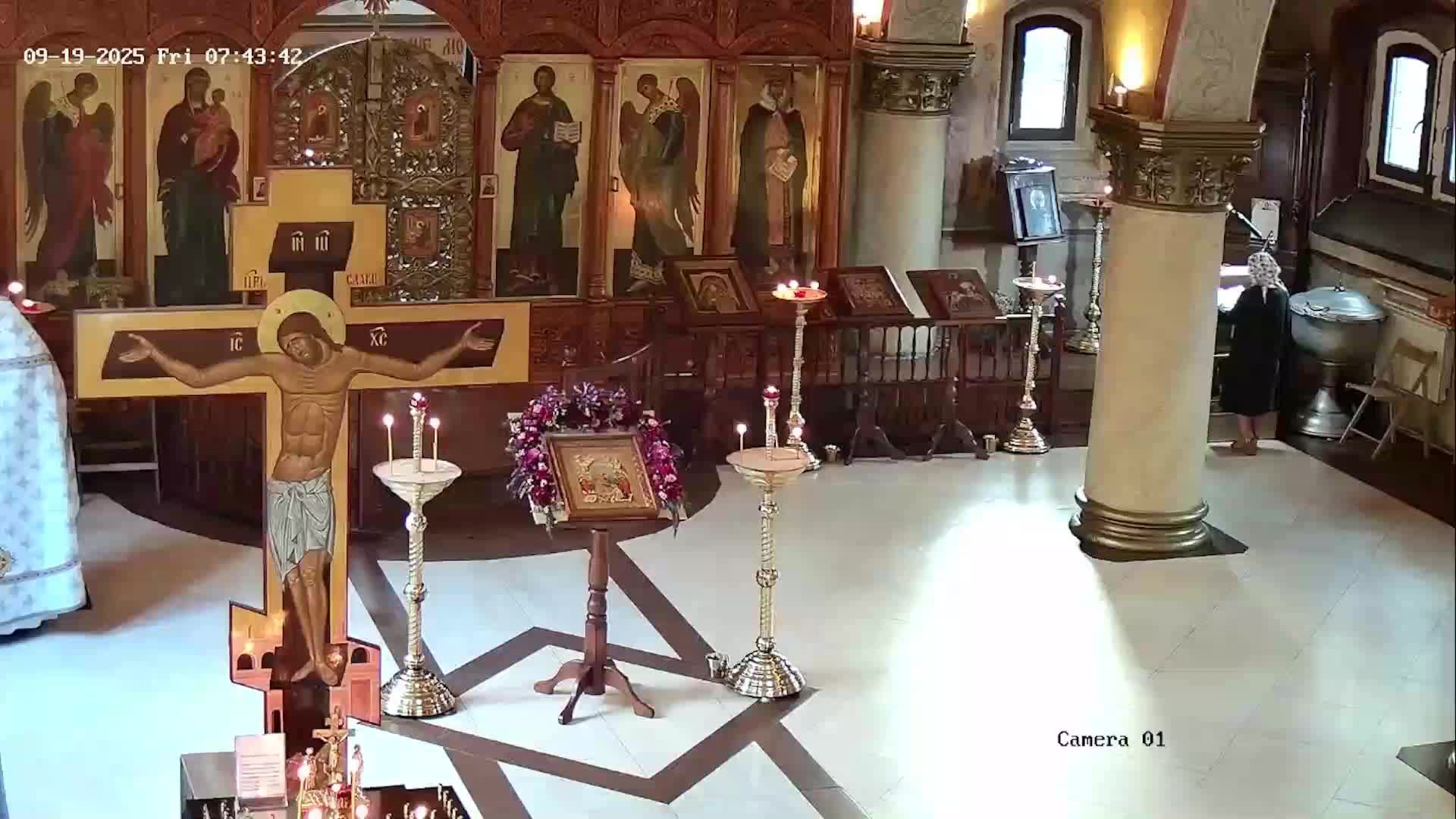 Божественная литургия. 19.09.2025 в 8-00. смотреть онлайн