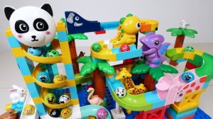 СТРОИМ ГОРКУ ДЛЯ ШАРИКОВ  С  ВЕСЕЛЫМИ ЗВЕРЮШКАМИ ШАРИКИ ДЛЯ ДЕТЕЙ ДЕТСКИЙ КАНАЛ ИГРАЛКИ-ЗАЛИПАЛКИ