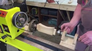 Необычная токарка по дереву