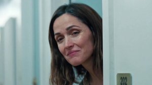 Я бы тебя пнула, если бы могла — Русский трейлер (2025)