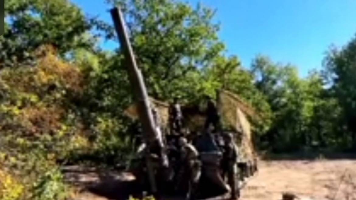 САУ "Тюльпан" 240 мм. смотреть онлайн