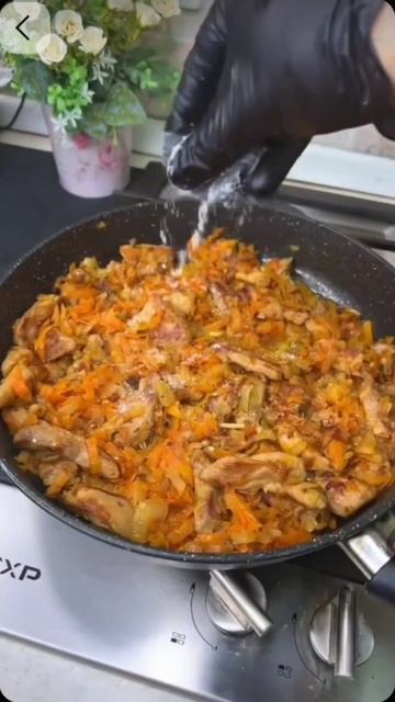 Обед вкуснейший #еда #кухня #готовимжар #яппи #рек #рекомендации #рутуб смотреть онлайн