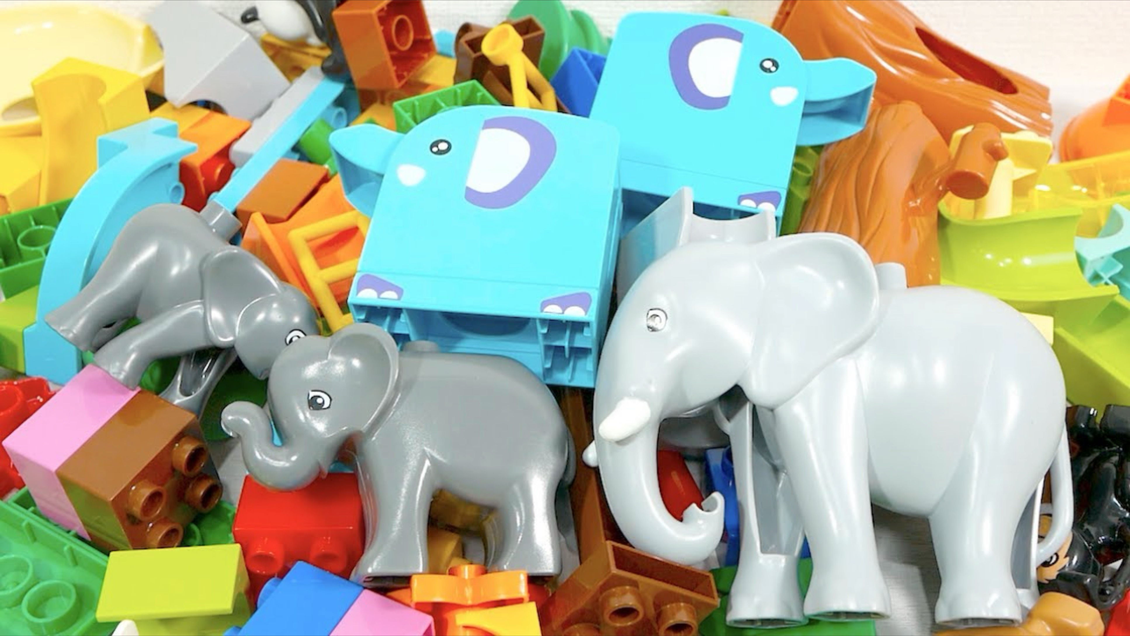 Конструктор Лего собираем вместе слоны животные развивающий кружок смотреть онлайн