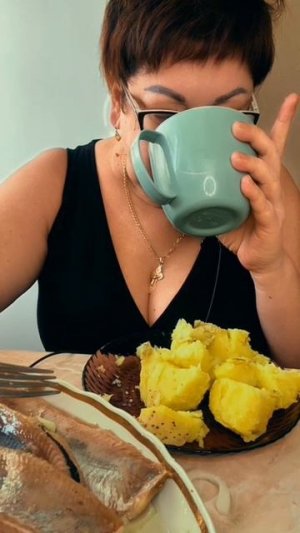 Вкусно/мукбанг селедка