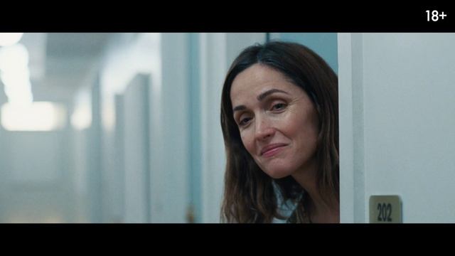 Я бы тебя пнула, если бы могла (2025) — Трейлер (дублированный) — Кинопоиск смотреть онлайн