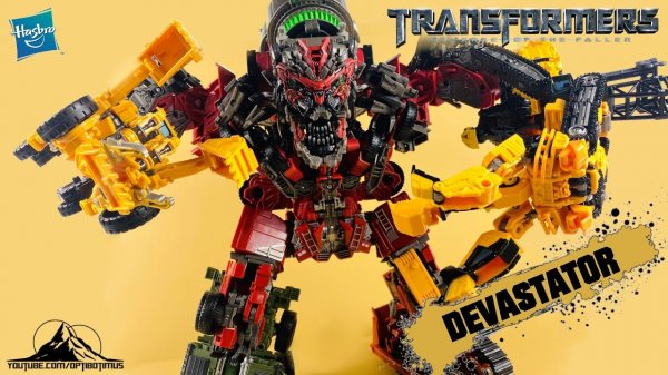 Самый большой Трансформер Devastator (Сборка)