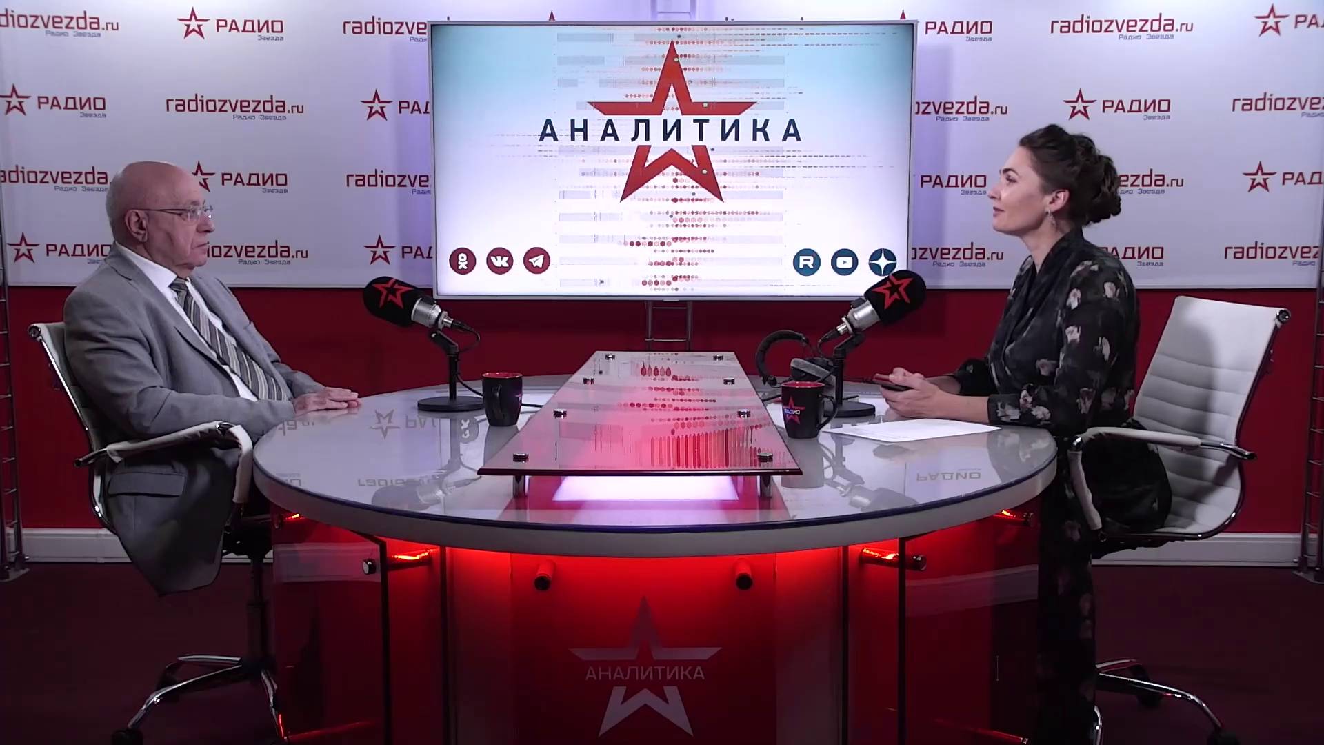 Призыв «Давайте подискутируем» был встречен пулей: выстрел в Чарли Кирка — так начинались революции смотреть онлайн