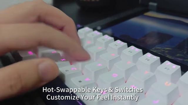 Представили первый в мире ноутбук с возможностью замены видеокарты, двумя экранами! смотреть онлайн