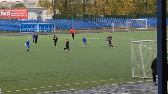 Спартак юниор - Динамо синие (Кострома) 1 тайм 19.09.2025. смотреть онлайн