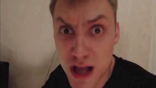 Да не бомбит у меня! 4 смотреть онлайн