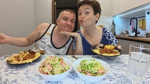 Мукбанг муж в ШОКЕ, я САМА приготовила для него ужин! КРИТИКУЕТ! Семейный ужин в России