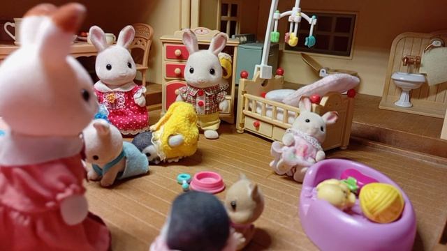 Sylvanian families 25 серия-"Исла и её братья в гостях у Николая" смотреть онлайн