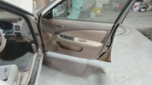 Как снять обшивку двери Ниссан Санни