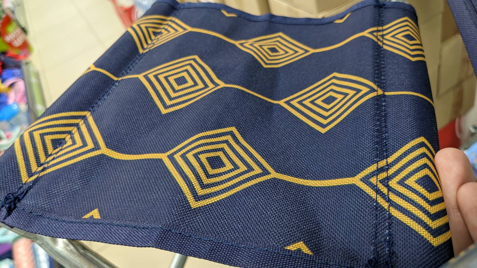 В Фикс Прайс огромные цветы и плетеные корзины, плюшевый текстиль и необычные кружки смотреть онлайн