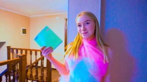 Новенькая Отбила Парней? Жуткая История на Каникулах! Мы Семья - Лучшее!