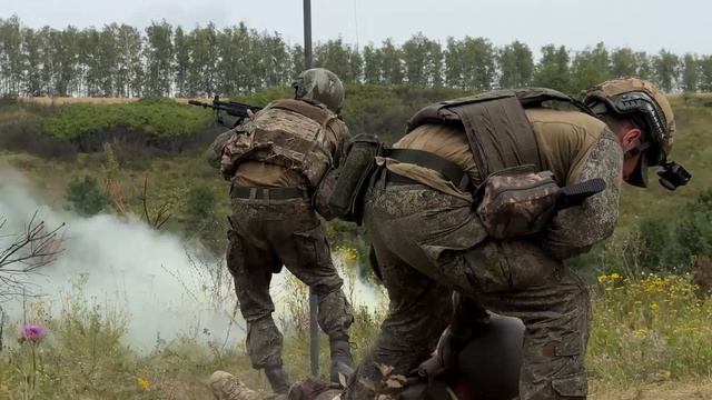 Подготовка штурмовиков. Тяжело в учении, легко в бою! смотреть онлайн