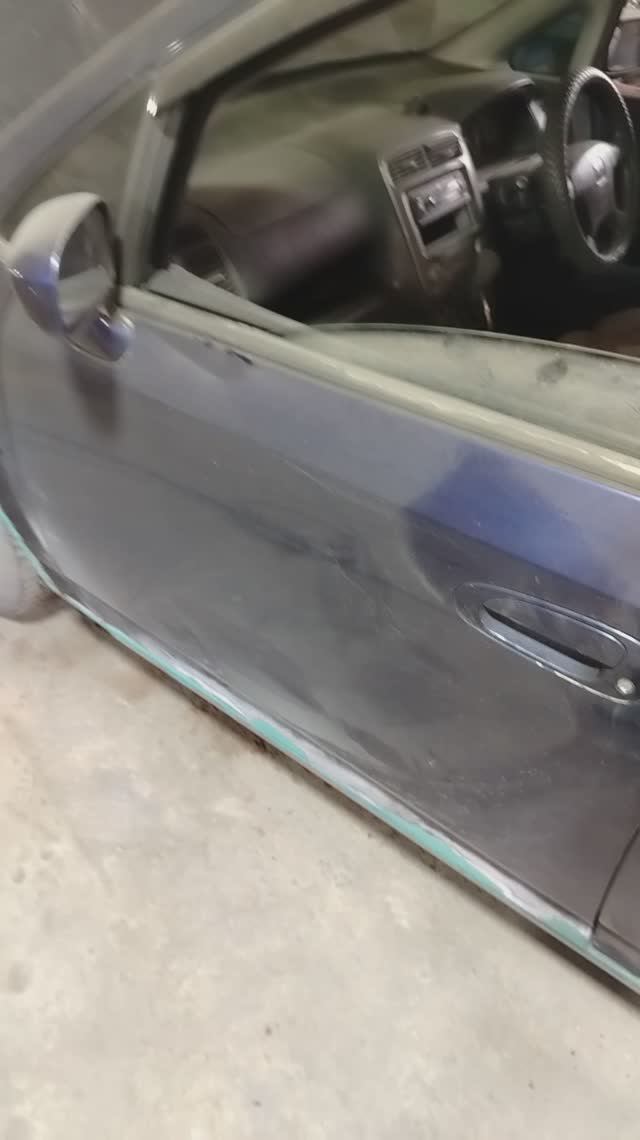 Как снять уплотнители стекл ( бархотки) на любой машине. смотреть онлайн