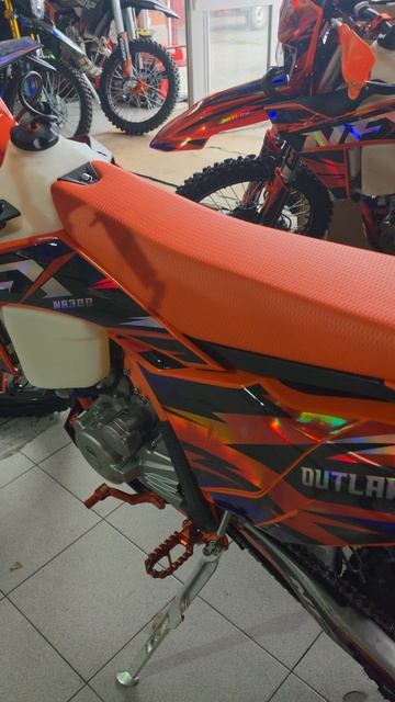 Поздравляем Игоря мотоцикл NB300 т:89612934363 с 10.00 до 20.00 смотреть онлайн