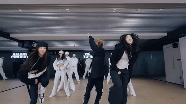 ALLDAY PROJECT  dance practice mirrored