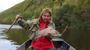 Ловля ленка и тайменя на Дальнем Востоке. Рыболовные путешествия команды SMITH Russia.