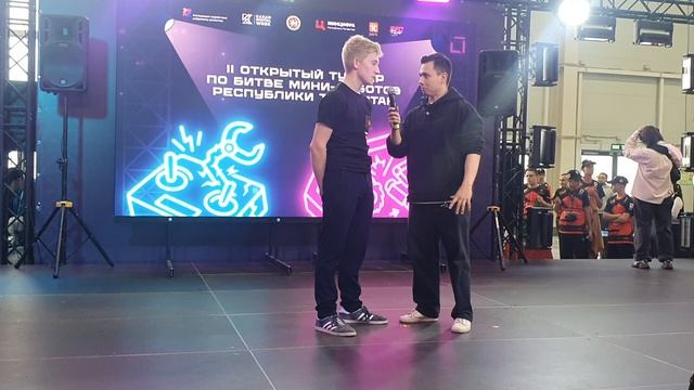 Международный форум Kazan Digital Week 2025. Маленькие роботы большие битвы Kazan Digital Week. смотреть онлайн