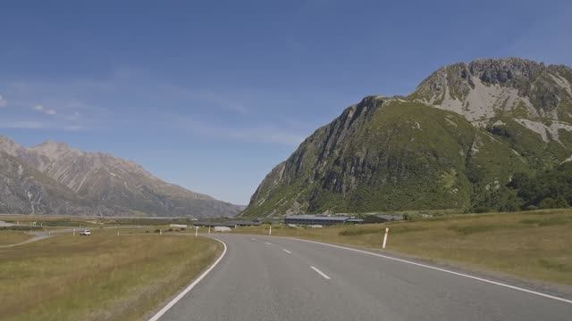Новая Зеландия. Живописная поездка от горы Кука до озера Пукаки в формате 4К смотреть онлайн