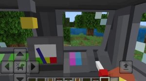 Играю в маинкрафт с модом на поезда