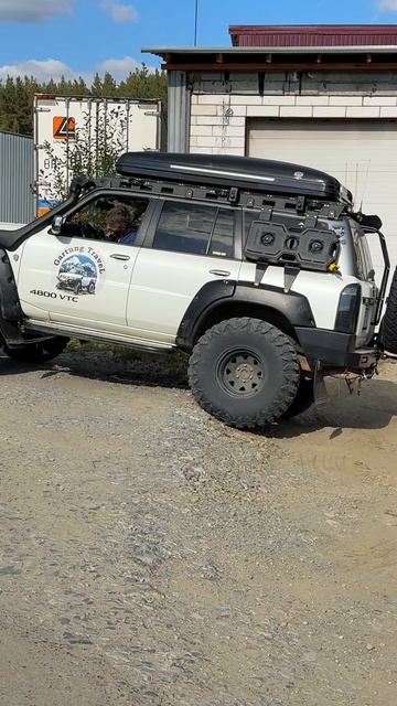 Заезжаем на препятствие без газа смотреть онлайн