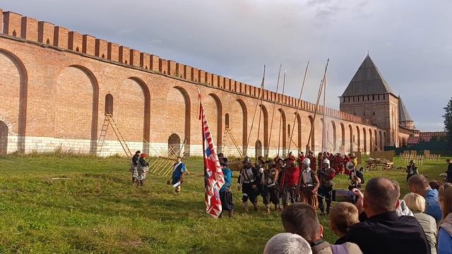 реконструкция сражения у крепостных стен