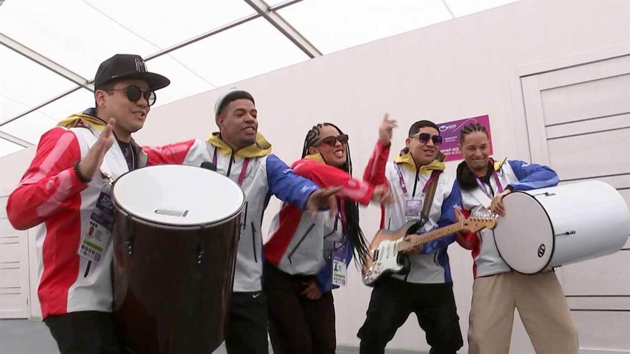 Считанные часы остаются до старта грандиозного музыкального конкурса "Интевидение" смотреть онлайн