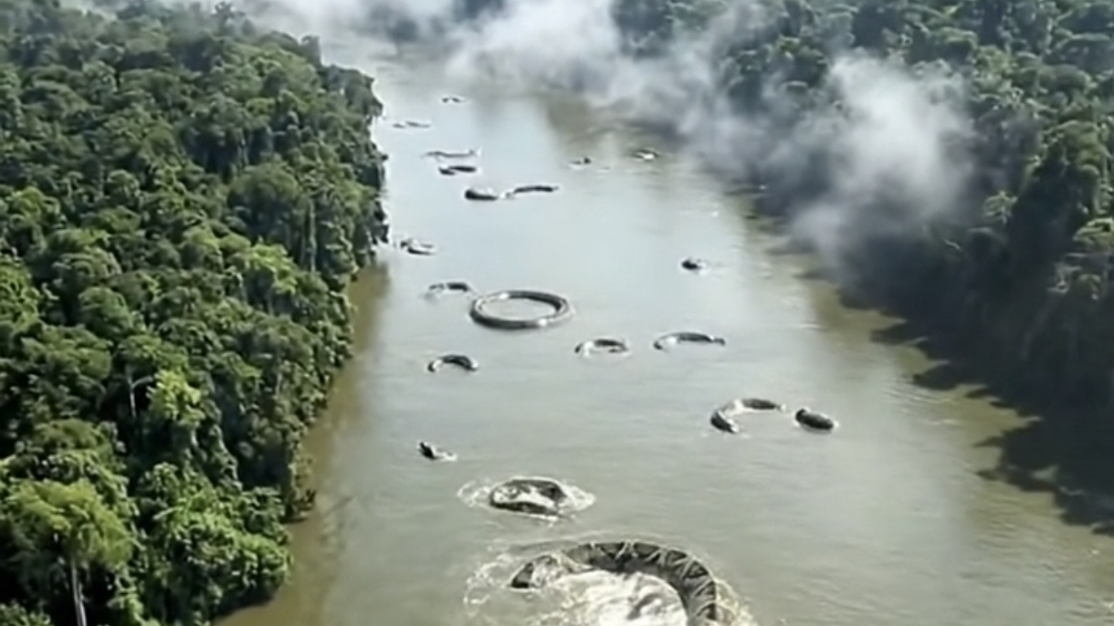 Змей 🪁🪁Адреналин зашкаливает! смотреть онлайн