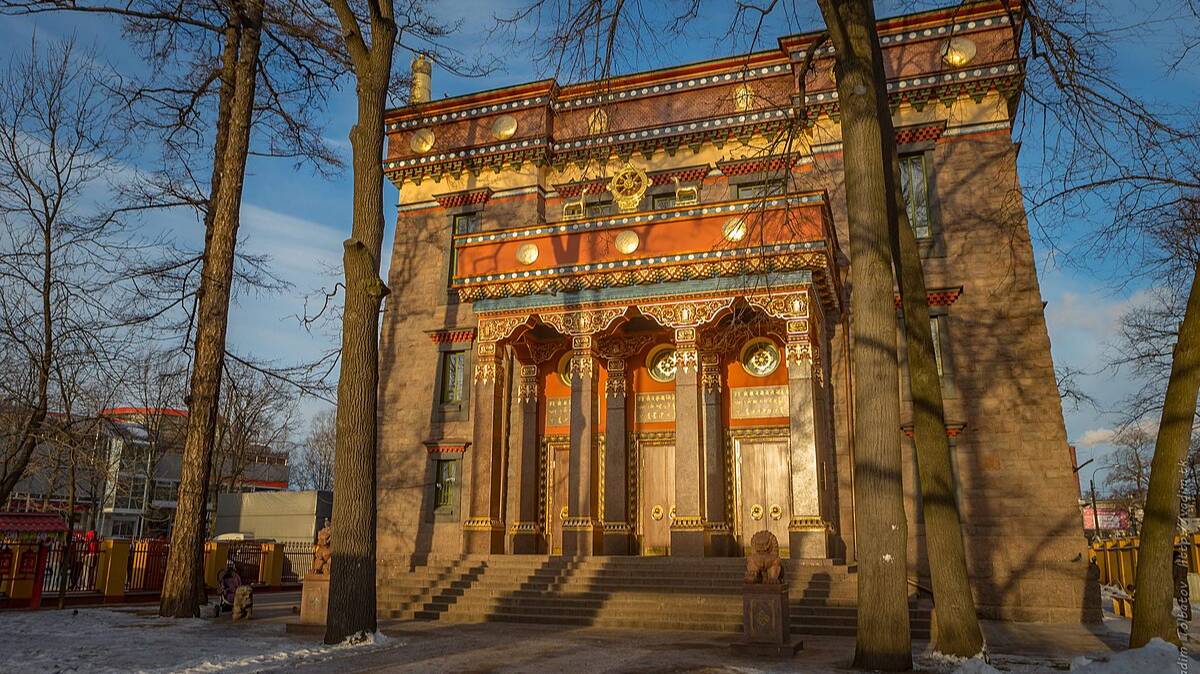 Буддийский храм в Санкт-Петербурге. Дацан Гунзэчойней смотреть онлайн