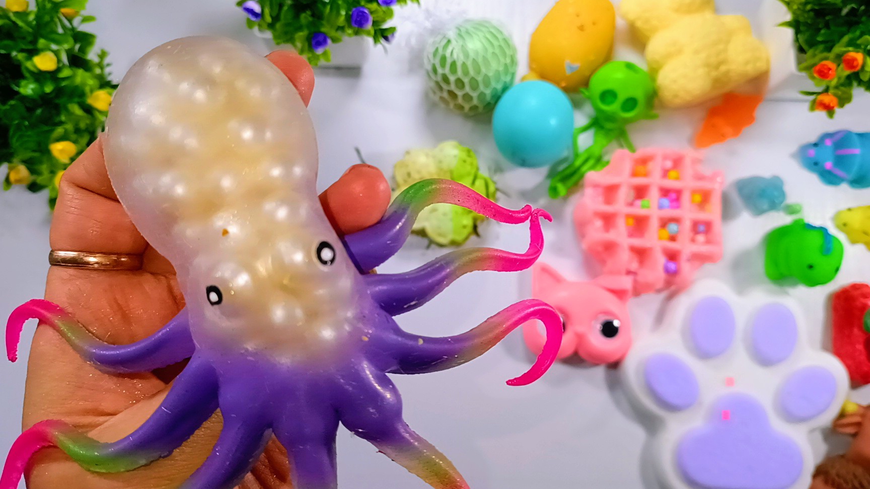 АСМР РАСПАКОВКА сквишей и антистрессы 🥰 ТАБА СКВИШИ 🫶🏻 режу СКВИШИ ✨ смотреть онлайн