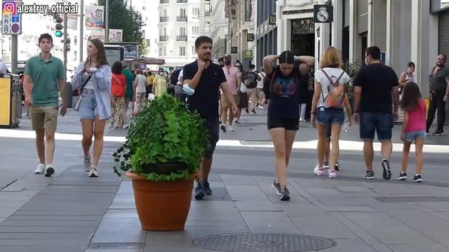 She Got Scared And Reacted Like This. Bushman Prank _ Scaring People