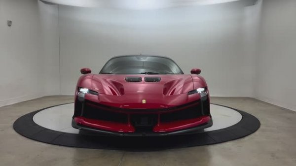 Ferrari SF90  Stradale 2025 обзор