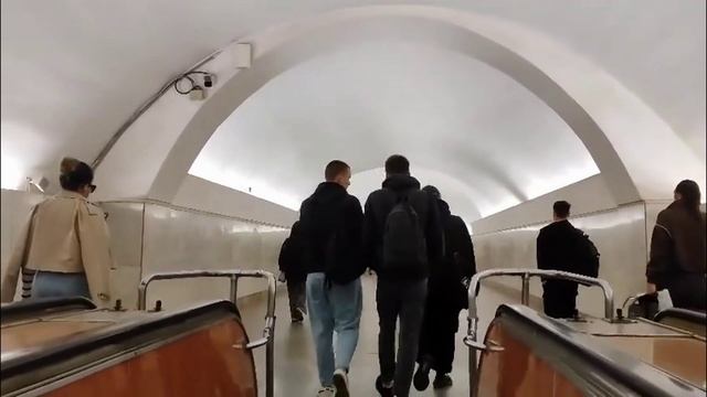 Метро... Наша с ней основная задача... Смотреть
