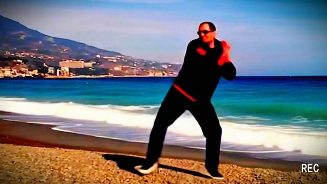 ТАНЕЦ У МОРЯ. ОЛЕГ ЦАЙГЕР .ЯЛТА